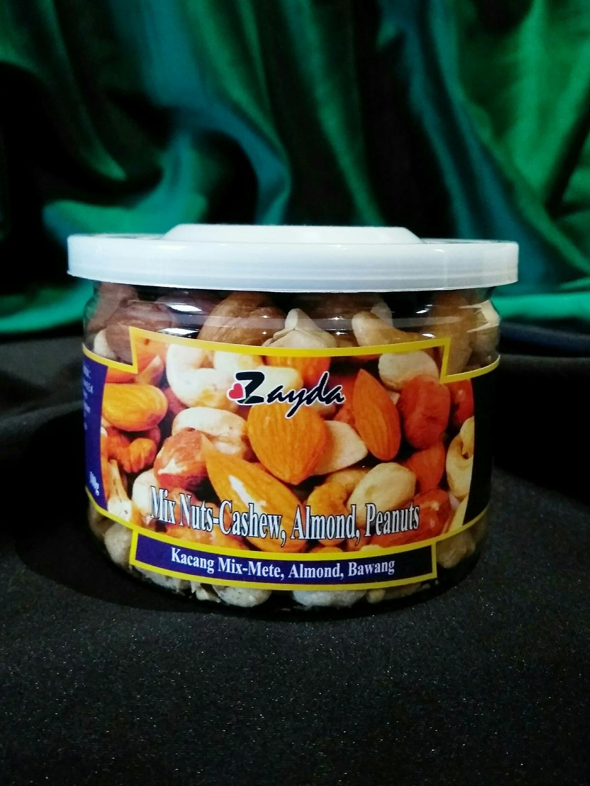 Mix Nuts - Cashews, Almond, Peanuts 90g